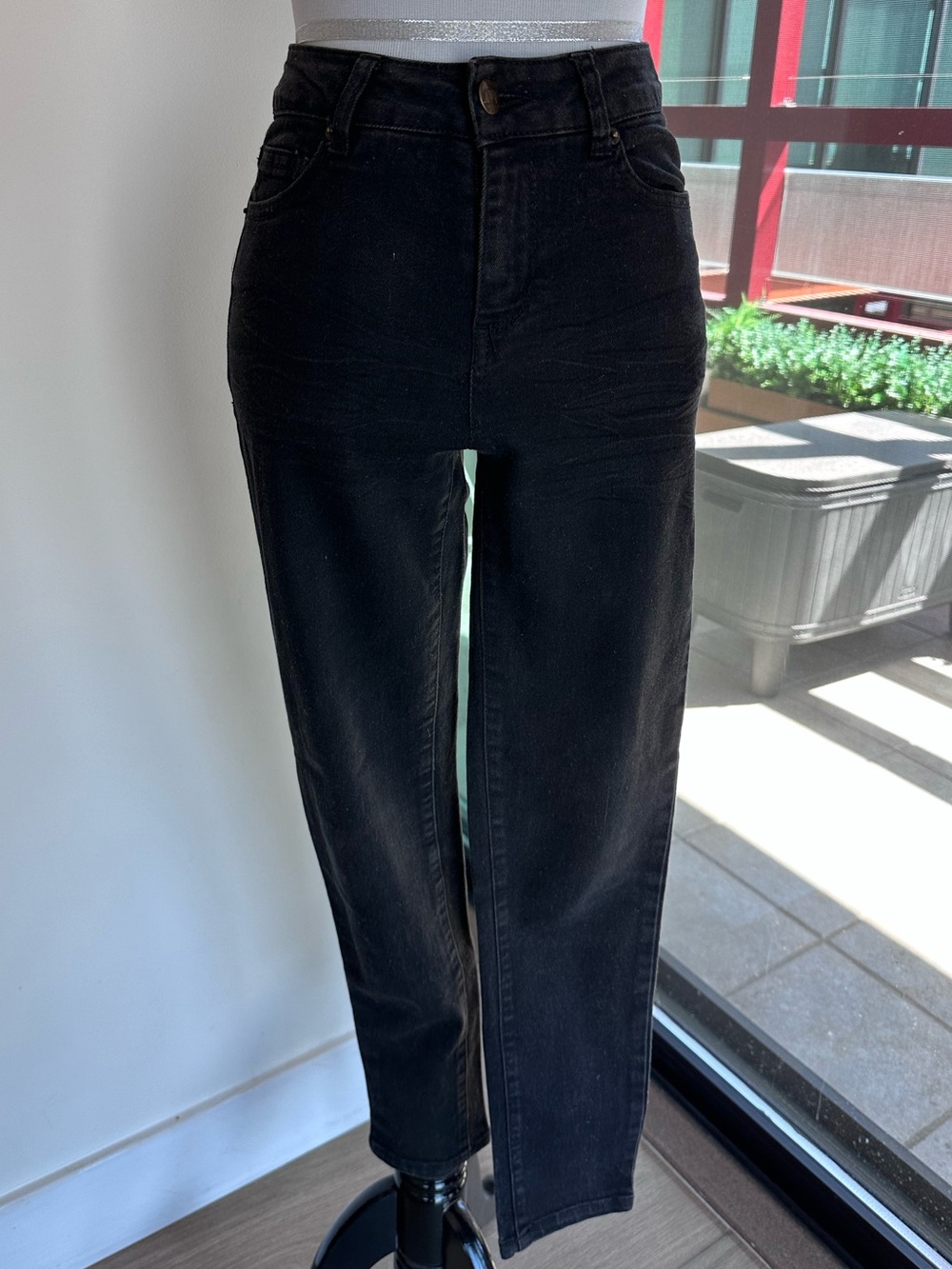 BCBGeneration High-Rise Black Straight-Leg Jeans